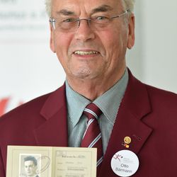 Seit 60 Jahren Sportabzeichen-Prüfer: Otto Bärmann (SGK Bad Homburg)